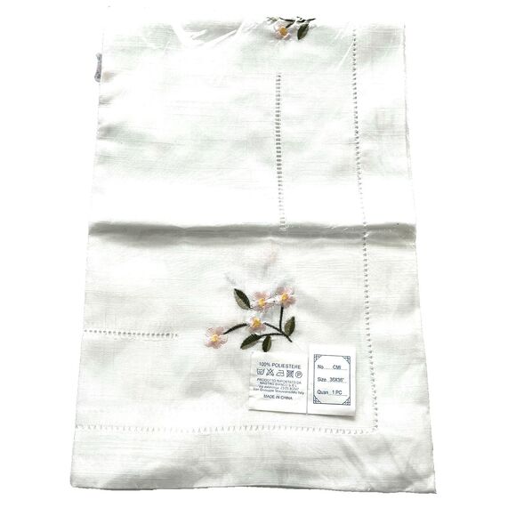 Embroidered 100% Polyester Tablecloth White with Pink Floral Size 36" x36" - Picture 3 of 6